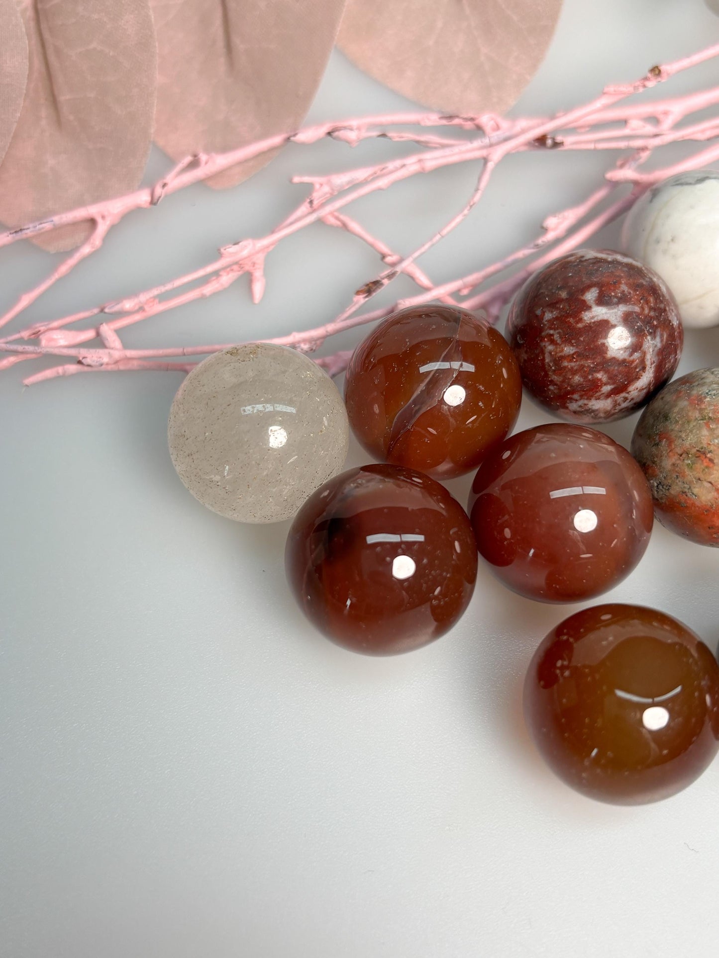 Kristallkugeln 2 cm verschiedene Steine schwarzer Mondstein Rhodonit Rosenquarz Bergkristall Naturstein Kugel