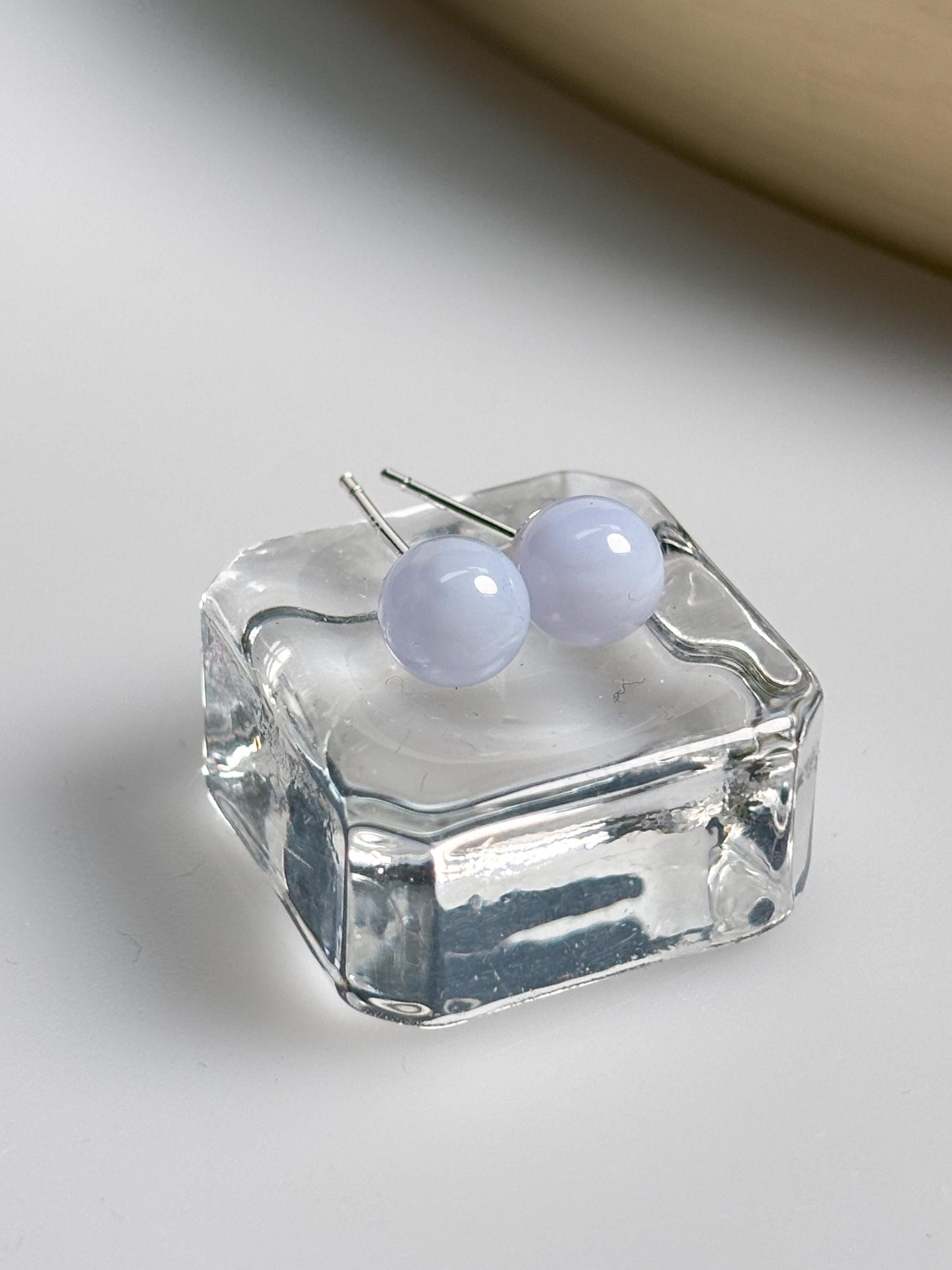 Chalcedon Ohrringe 6 mm Perlen 925 Silber Stecker hellblau Naturstein Edelstein Ohrstecker