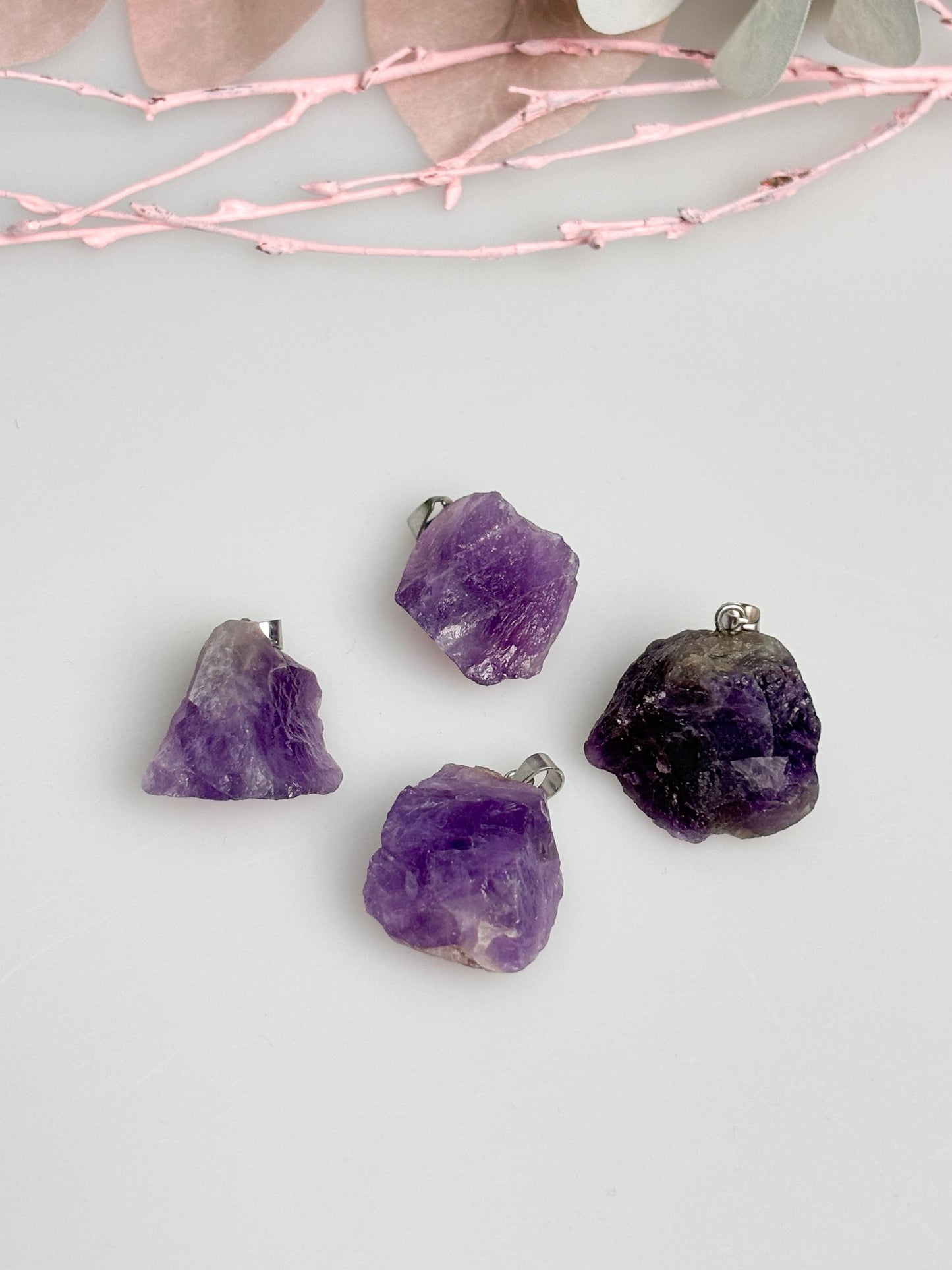 Amethyst Rohstein Anhänger ca. 2,2 cm Naturstein Kettenanhänger lila Edelstein Schmuck