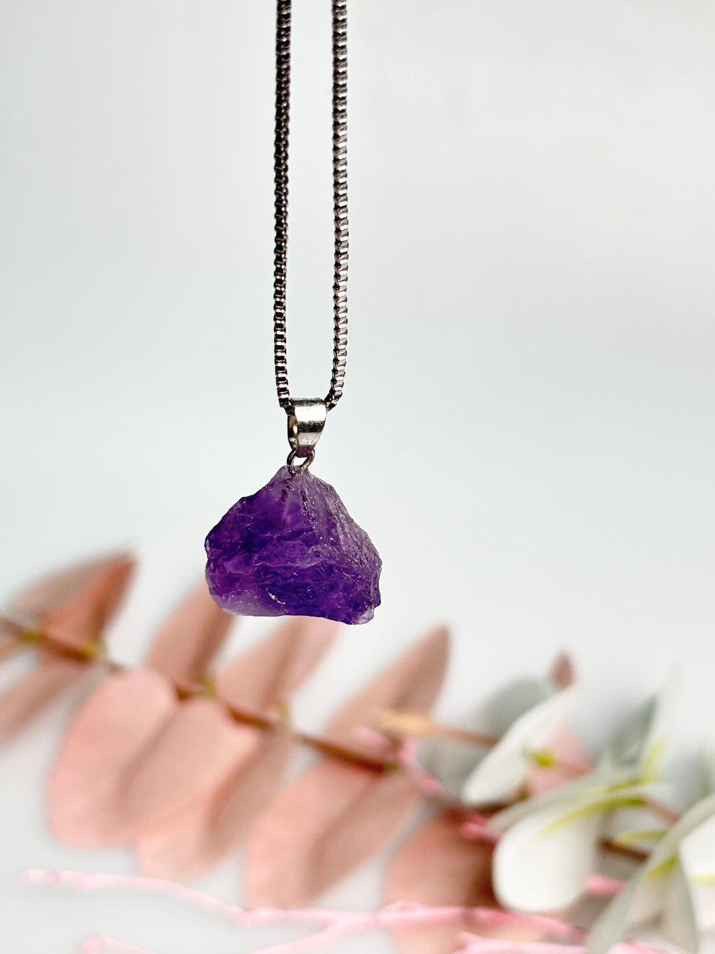 Amethyst Rohstein Anhänger ca. 2,2 cm Naturstein Kettenanhänger lila Edelstein Schmuck