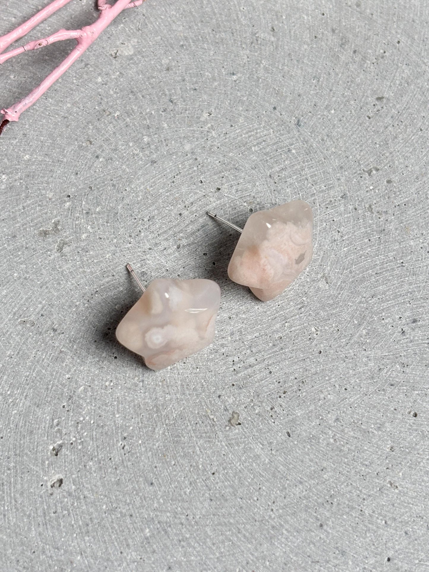 Blumenachat Stern Ohrringe ca 1,7 cm chunky Edelstein Ohrstecker Naturstein rosa grau Statement Schmuck