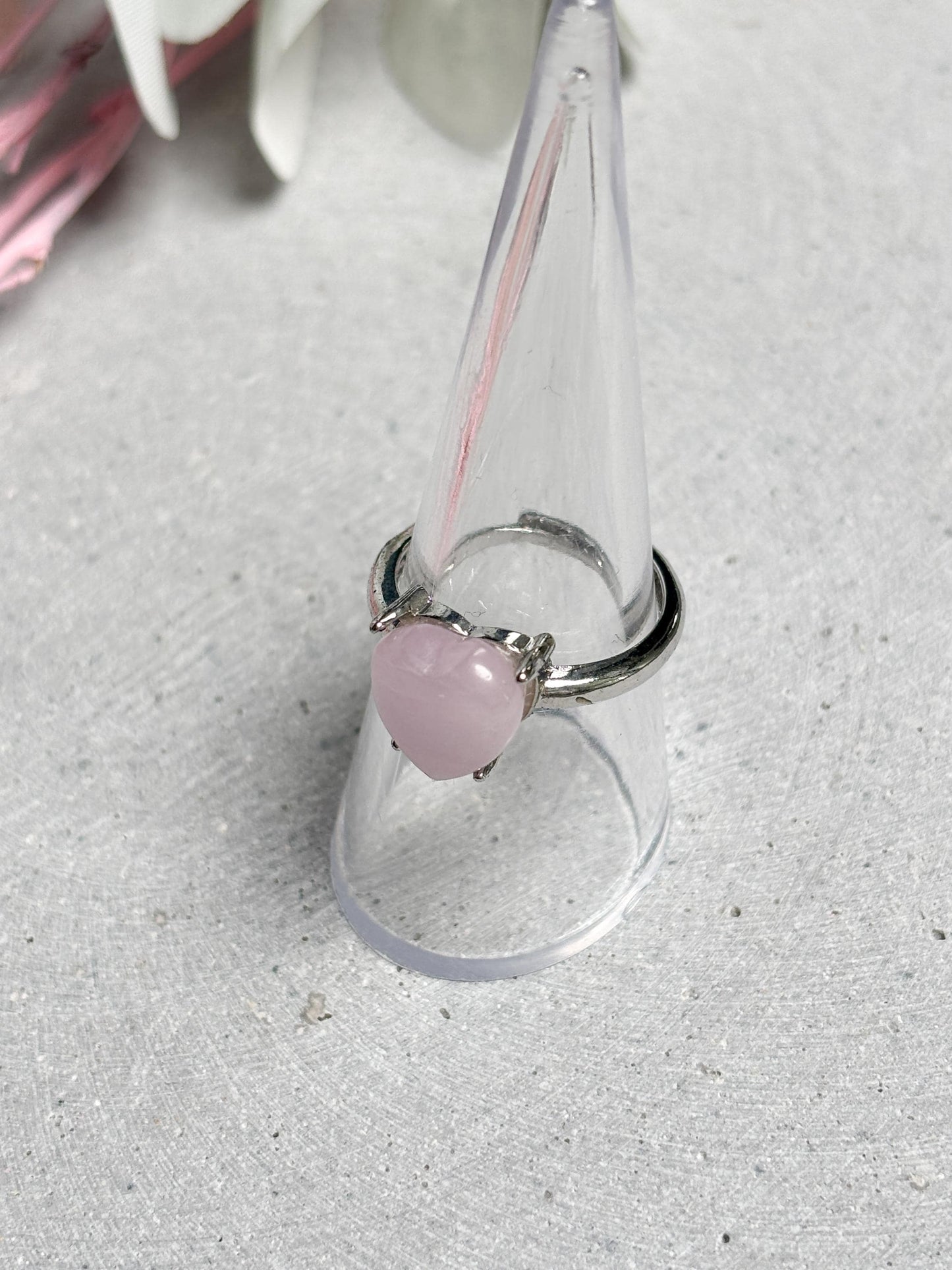 Verstellbarer Ring Kunzit Herz ca 1,1 cm chunky Edelstein Ring größenverstellbar Statement Ring Naturstein Schmuck