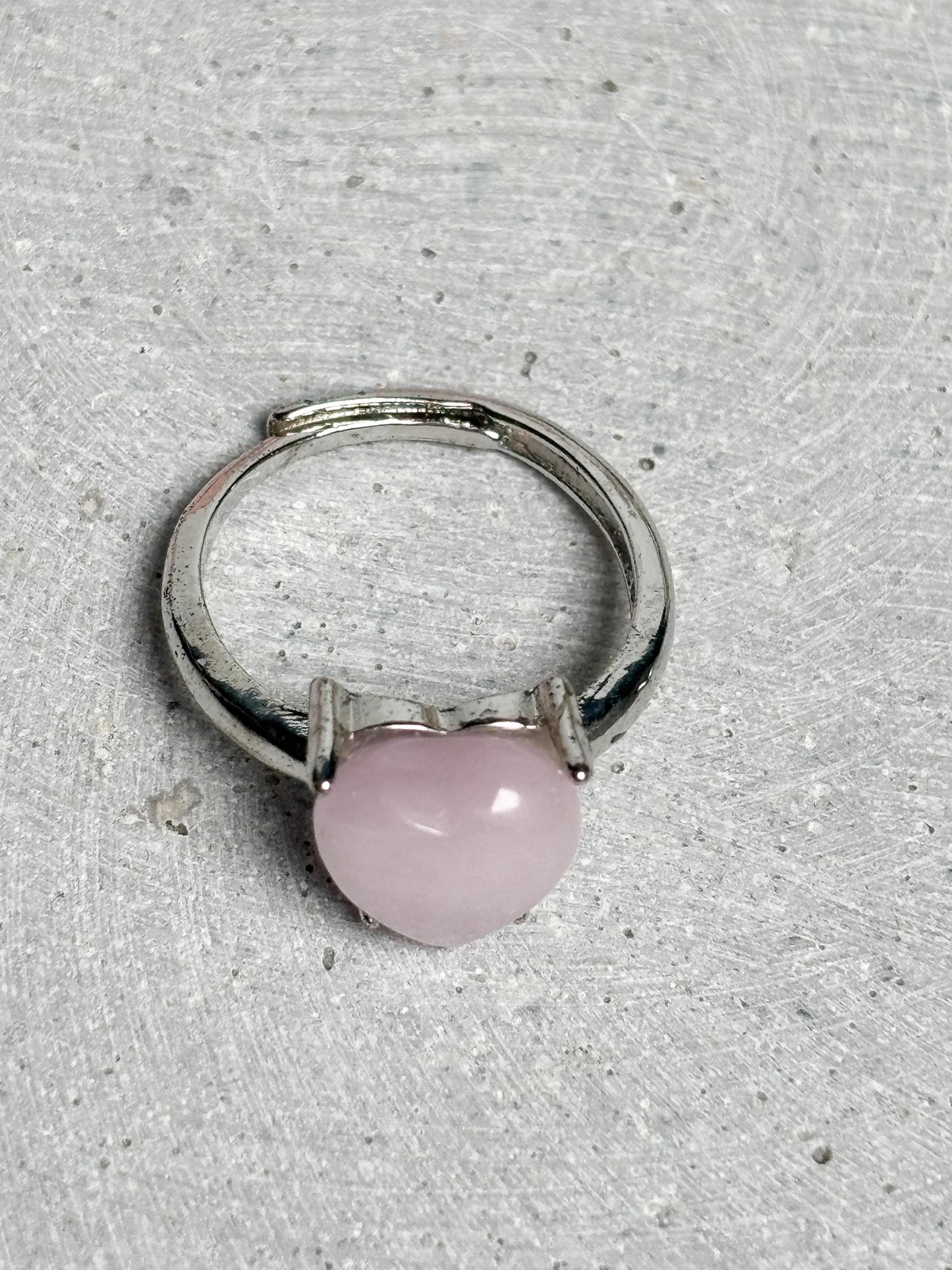 Verstellbarer Ring Kunzit Herz ca 1,1 cm chunky Edelstein Ring größenverstellbar Statement Ring Naturstein Schmuck