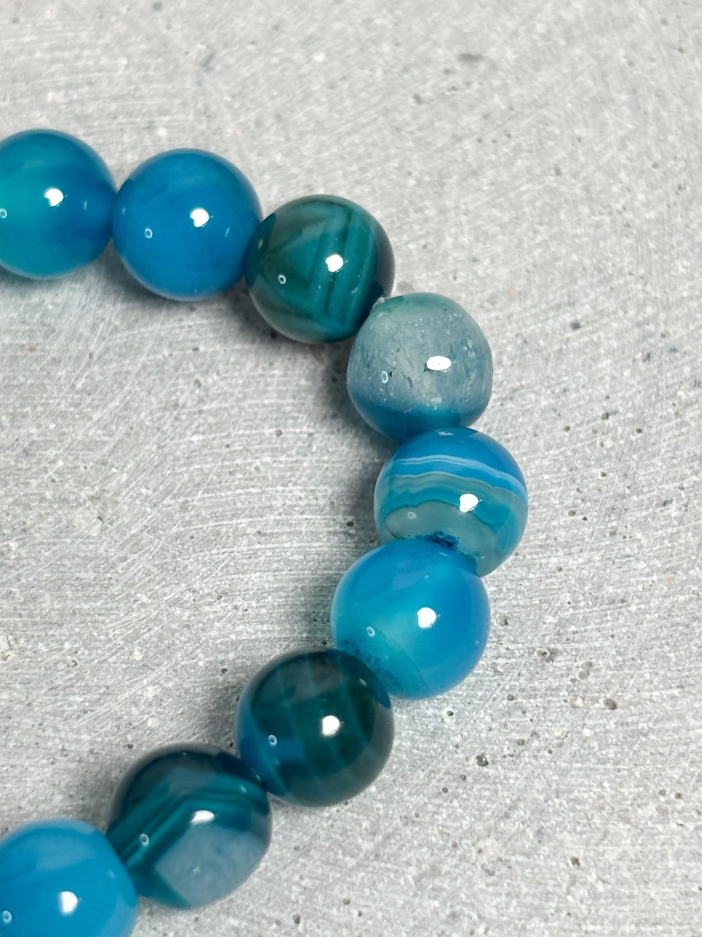 Achat Armband blau gefärbt 8mm elastisch Perlenarmband Naturstein Schmuck blaues Edelsteinarmband
