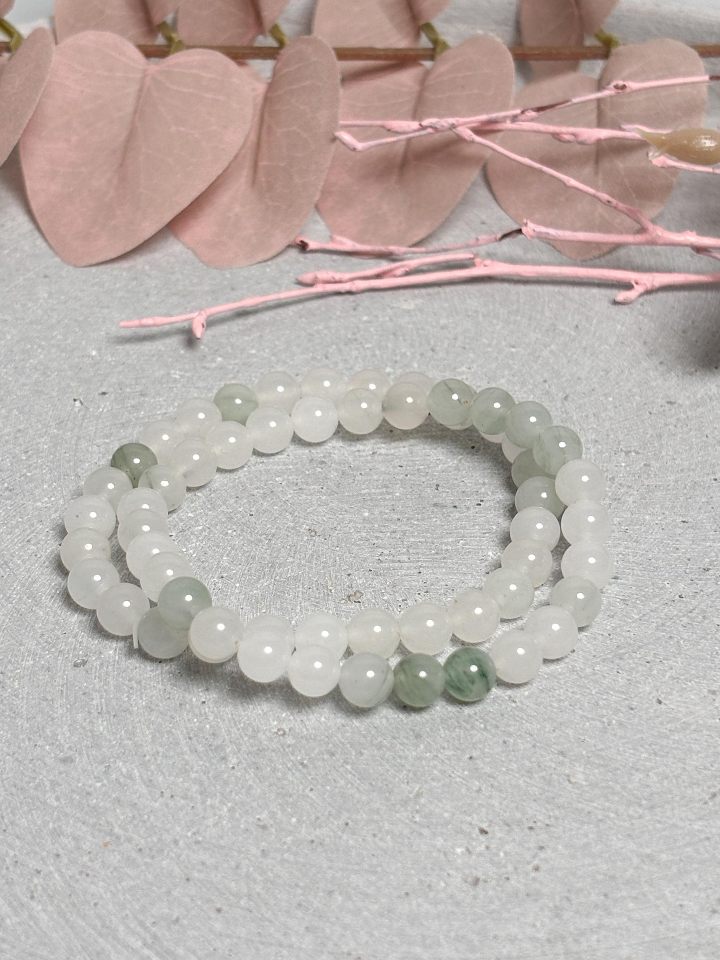 Weiß-Grünes Jade Armband 6 mm elastisch 17,5 cm Naturstein Perlenarmband Jade Schmuck