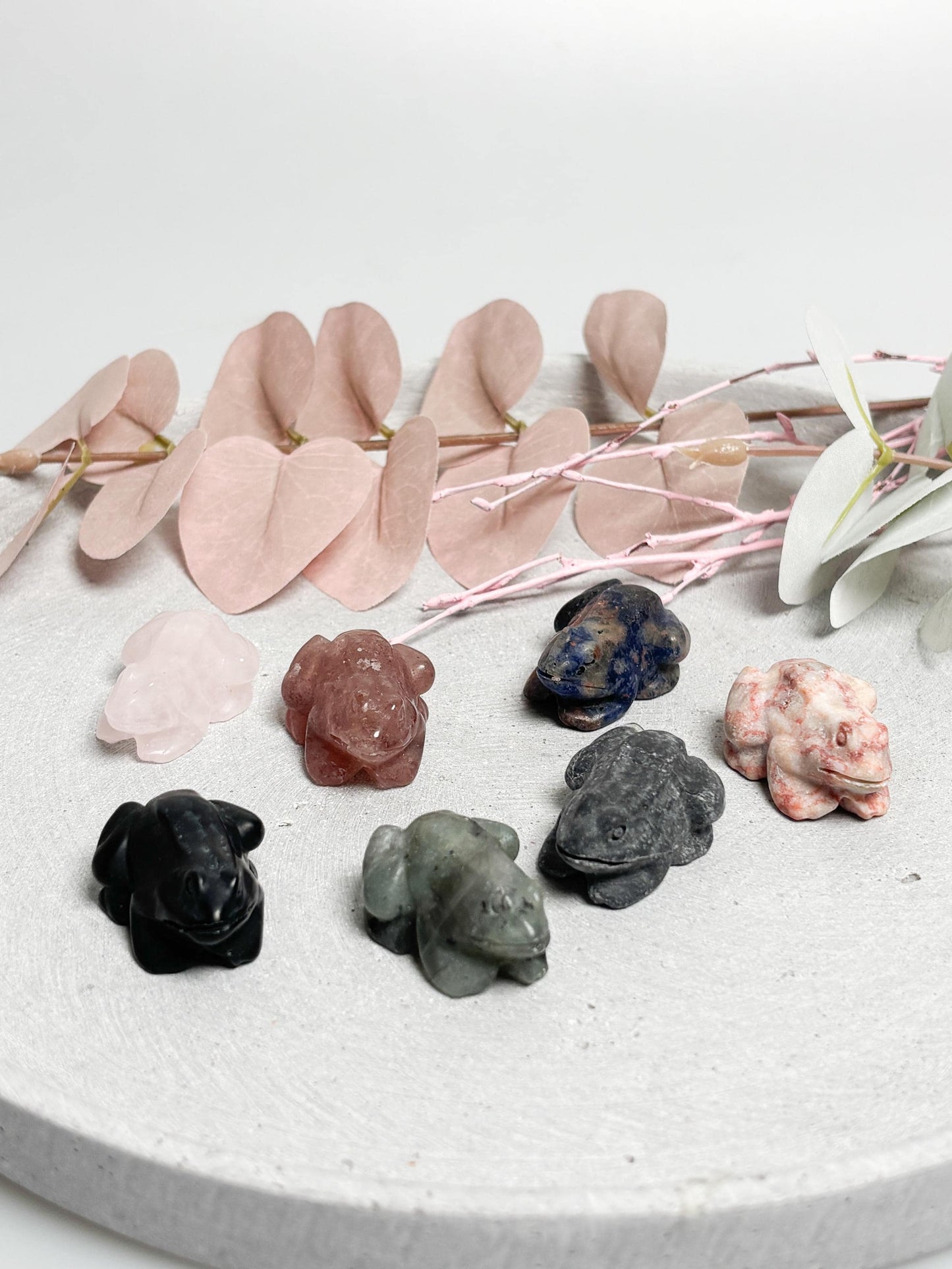 Frosch Carving klein verschiedene Kristalle Edelstein Figur Naturstein Deko Mini Frosch geschnitzt