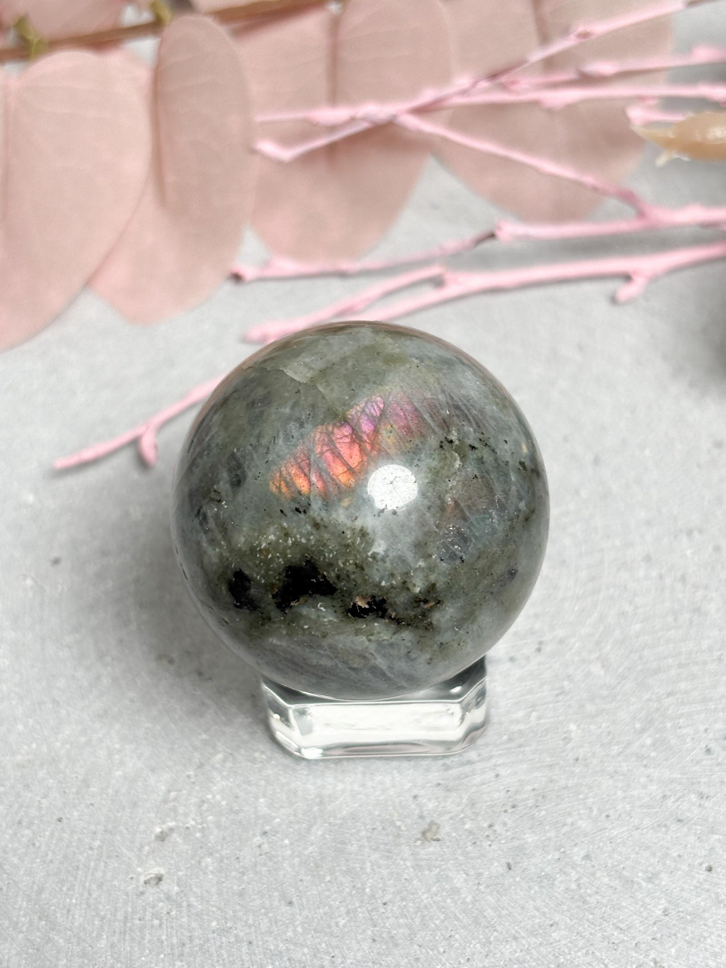 Labradorit Kugel poliert 3,9 cm Edelstein Kugel mit Farbspiel Naturstein Sphere Deko Kristallkugel