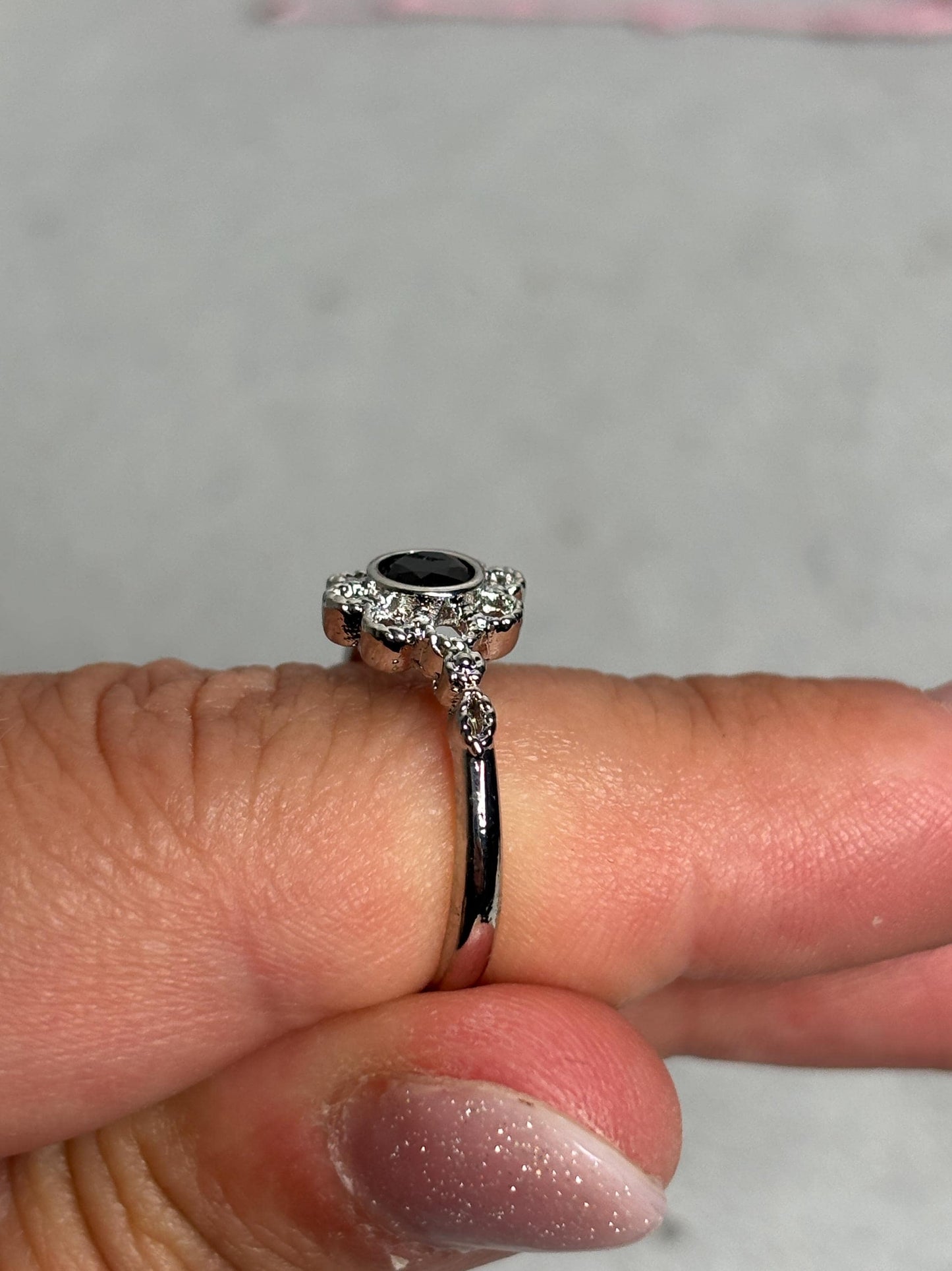 Obsidian Ring größenverstellbar silberfarben Edelstahl Blütenring Edelsteinring Damen