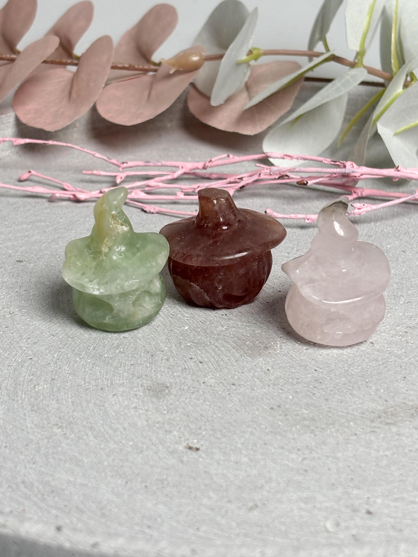 Halloween Kürbis aus Fluorit Rosenquarz oder Erdbeerquarz 3,3 cm Edelstein Deko Figur