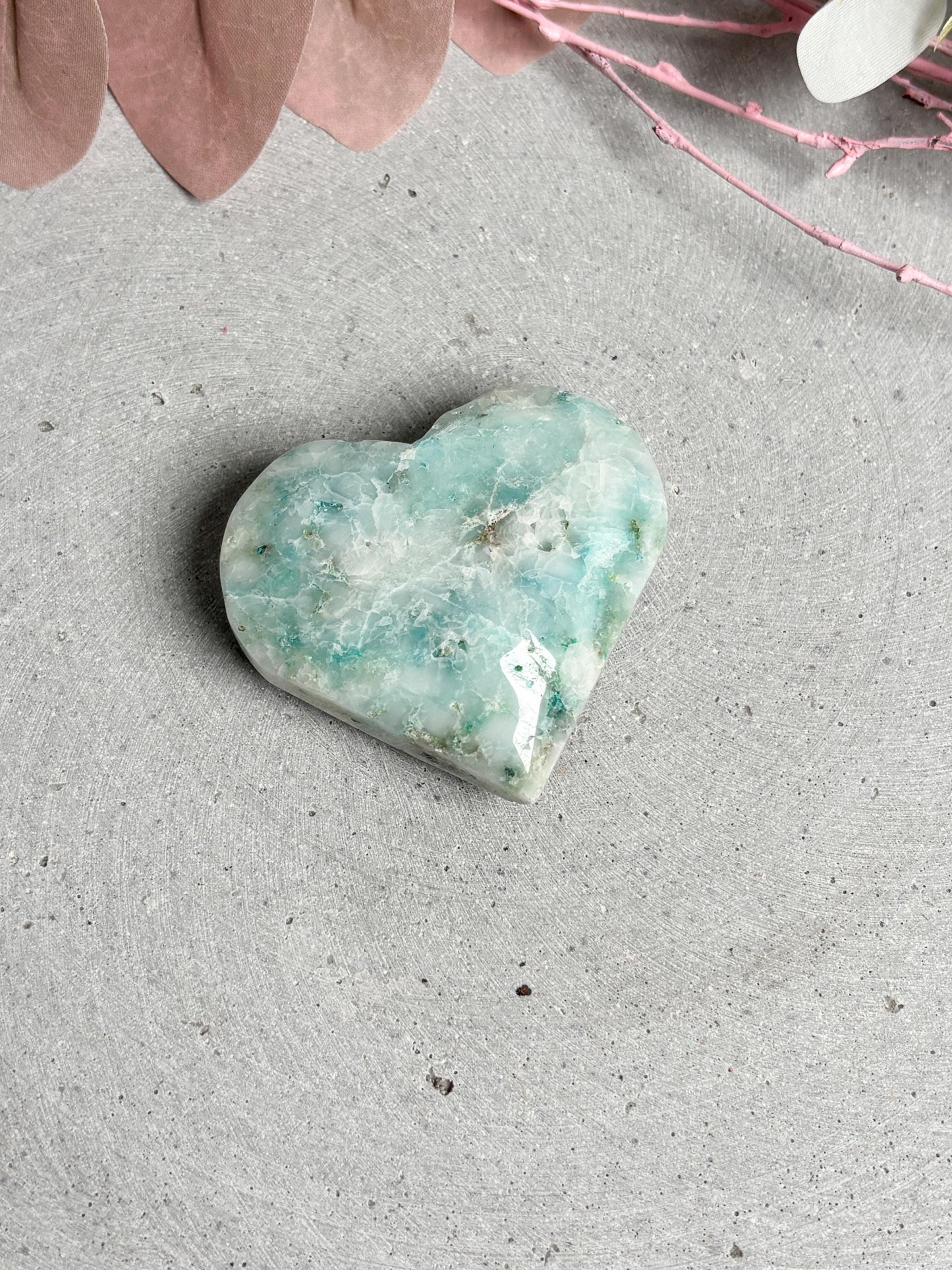 Phönix Herz Edelstein poliert hellblau türkis Kristallherz Deko Handschmeichler ca. 5,7 x 5,2 cm