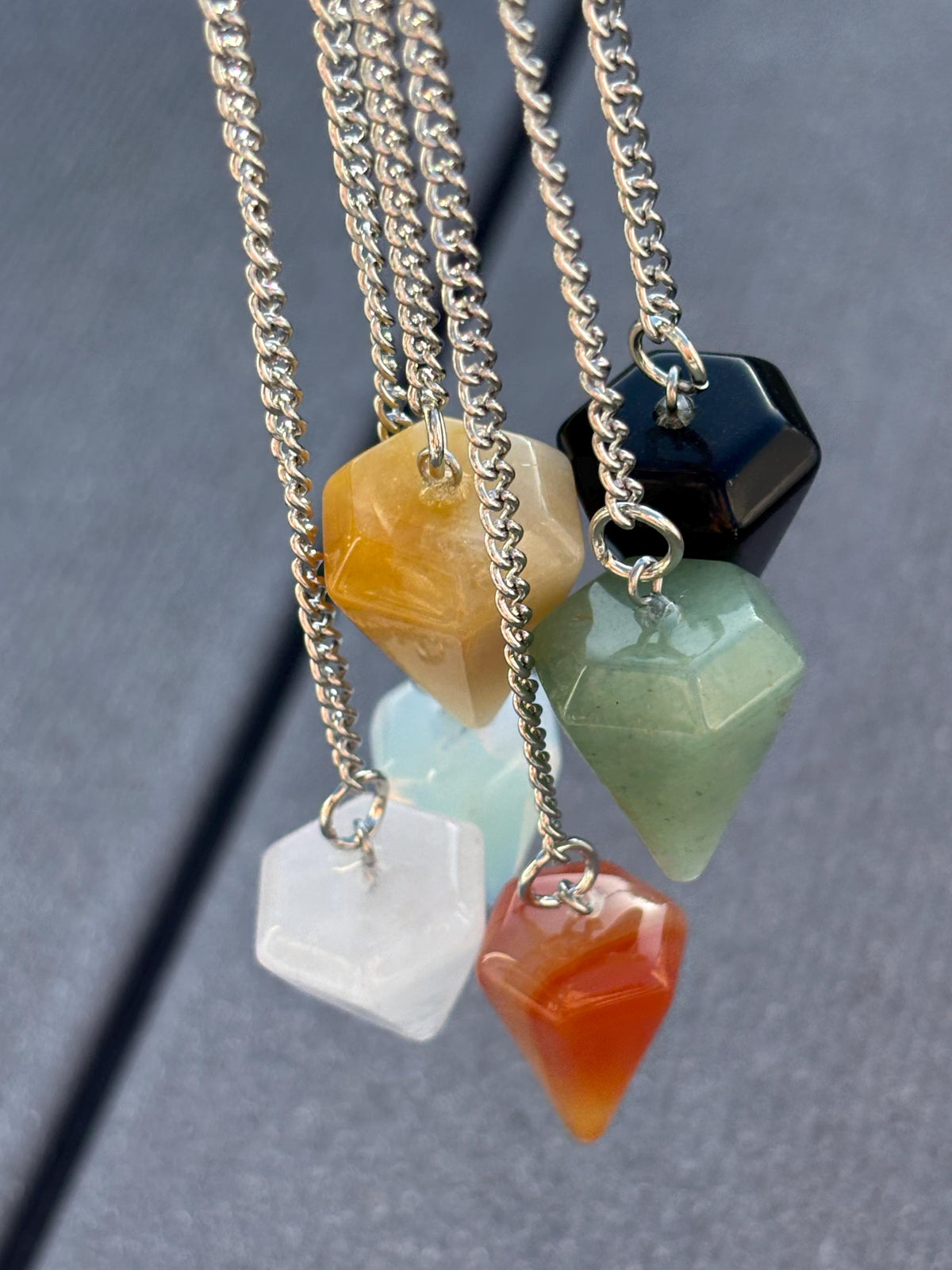 Edelstein Pendel mit Kette ca. 2,5 cm Golden Healer Obsidian Opalit Bergkristall Aventurin Karneol Auswahl