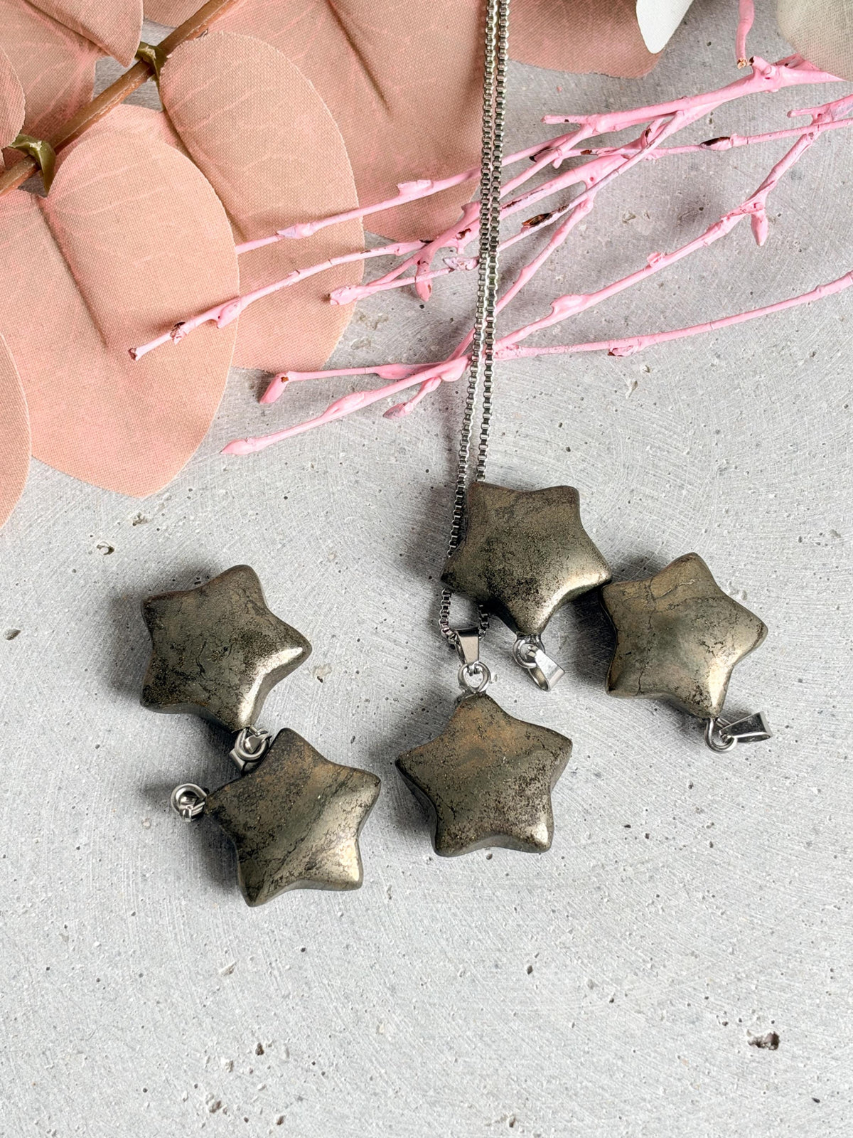 Pyrit Stern Anhänger ca. 2 cm goldfarbener Edelstein Kettenanhänger Kristall Stern Schmuck Glücksbringer Geschenk