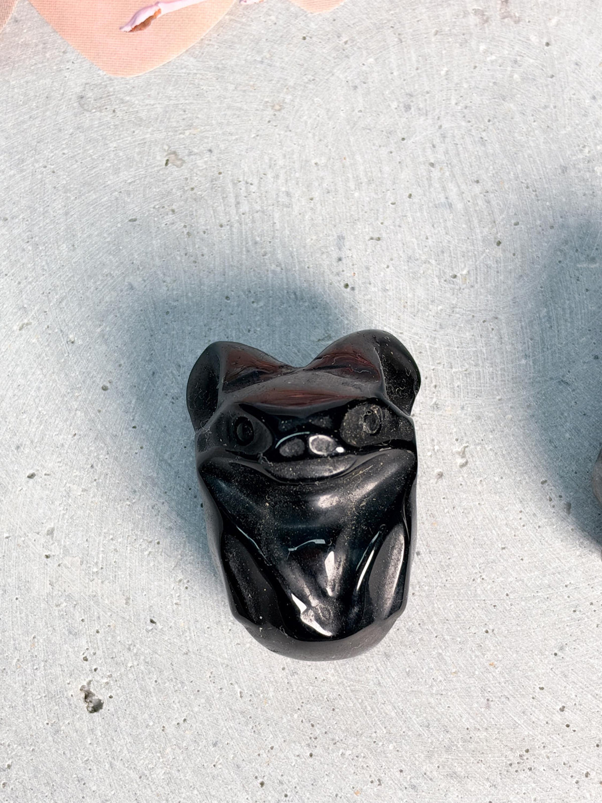 Fledermaus Figur aus Obsidian oder Yooperlit ca. 3,8 cm Edelstein Fledermaus Naturstein Kristall Deko