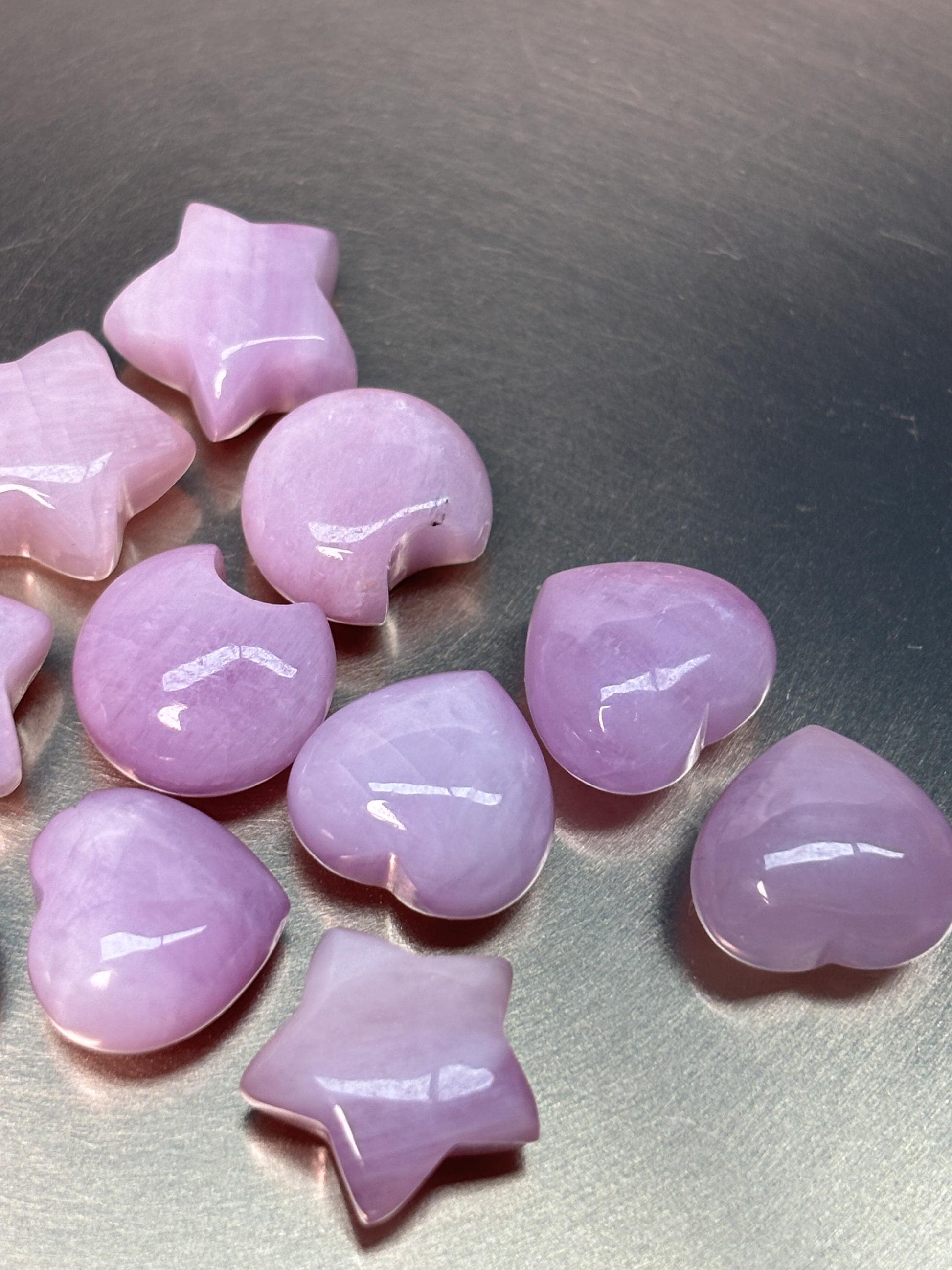 Kunzit Mini Figur Stern Herz Mond Naturstein rosa