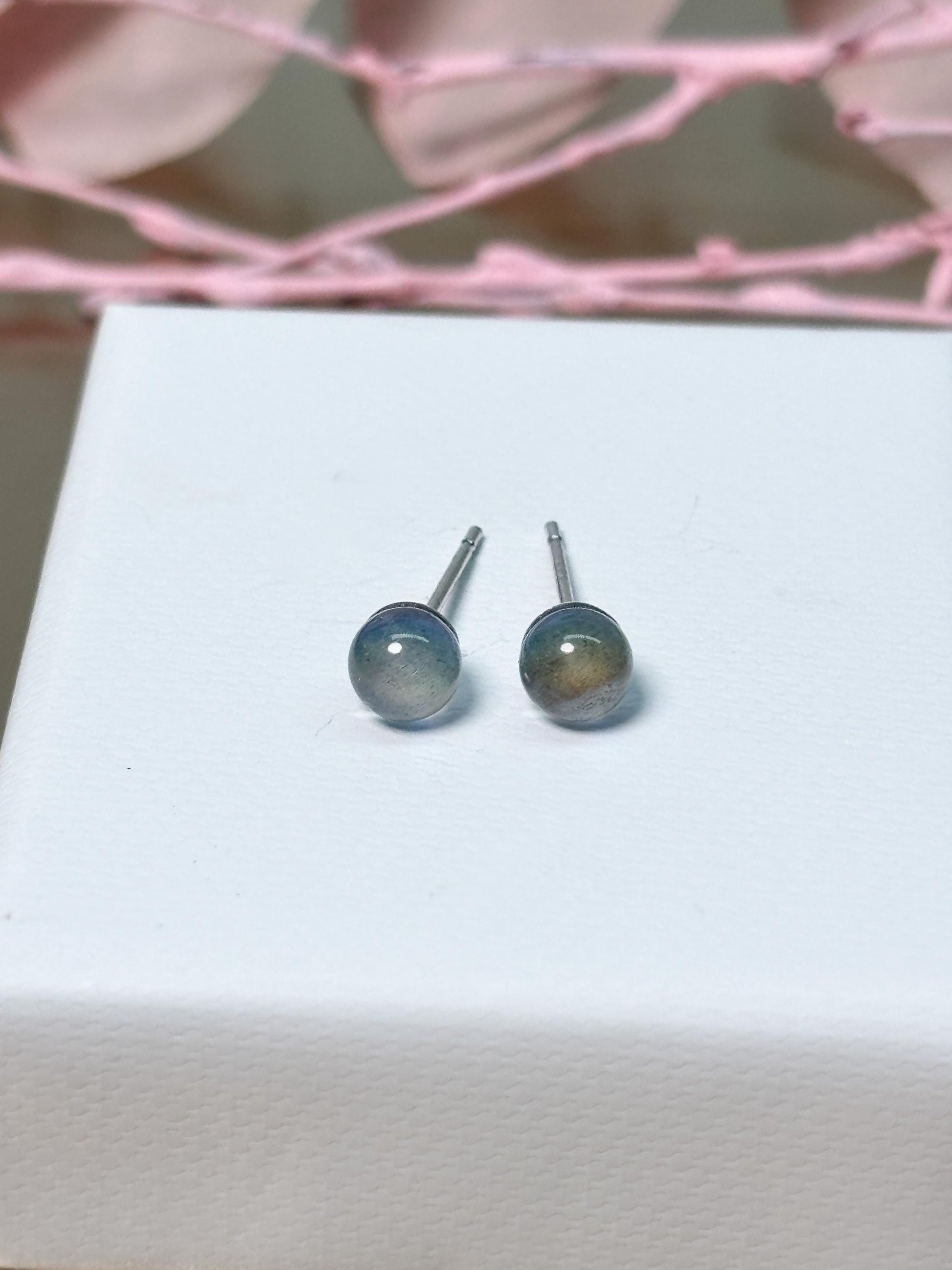Labradorit Perlen Ohrstecker 5 mm 925 Silber grau schimmernd