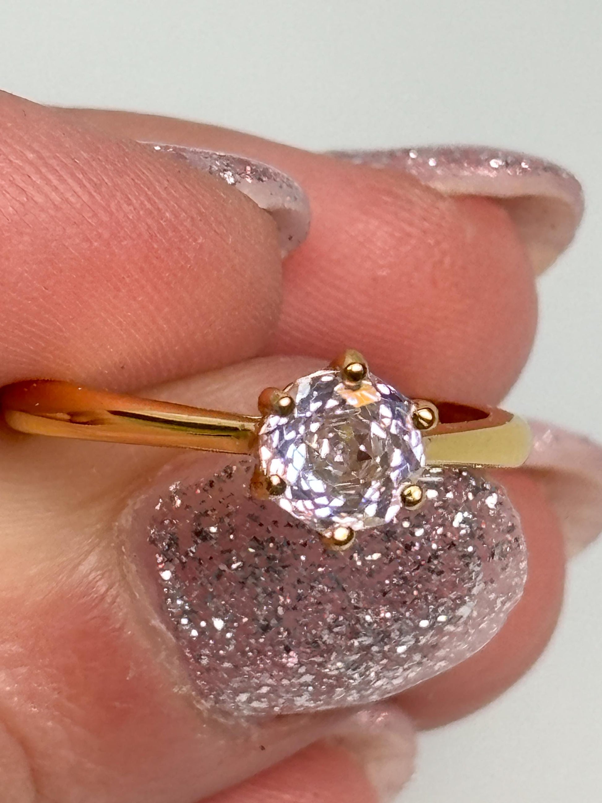 Moissanite Ring Solitär Gold rund 6 Krappen
