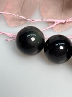 Regenbogen Obsidian Kugel 1,9 cm Naturstein Kristallkugel schwarz schimmernd