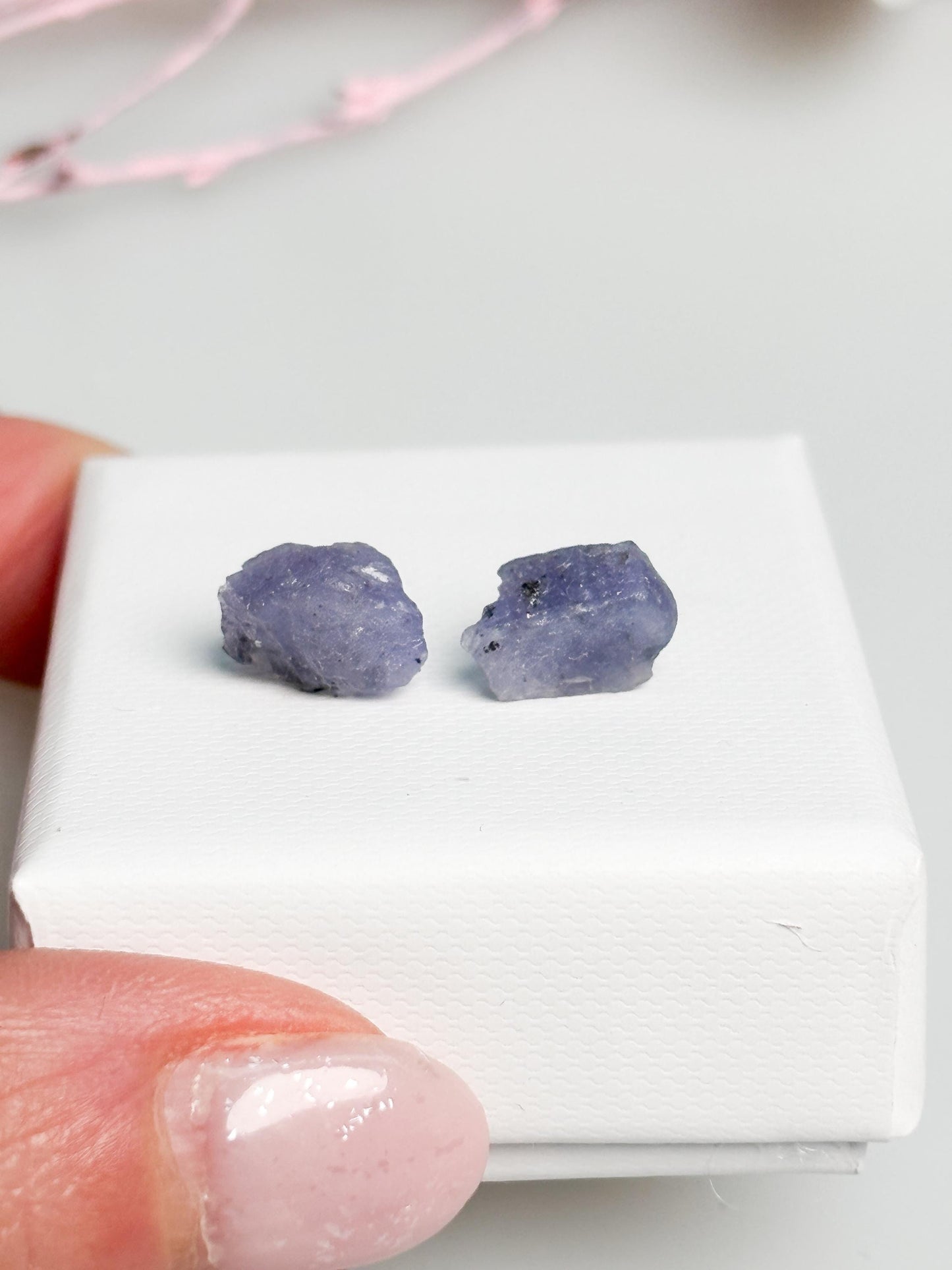 Tansanit Ohrstecker Rohstein 925 Silber Naturstein Ohrringe blau